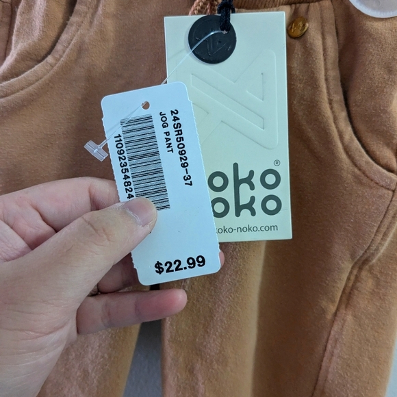 Set of Shirt & Leggings - Picture 6 of 13